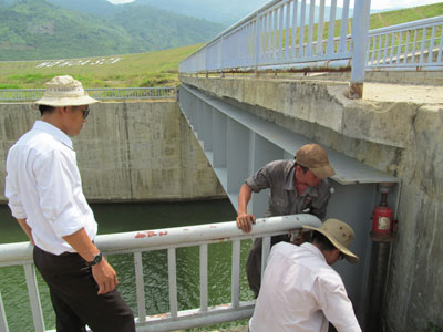 Kênh chính Bắc hồ chứa nước Hoa Sơn: Đã khắc phục được sự cố