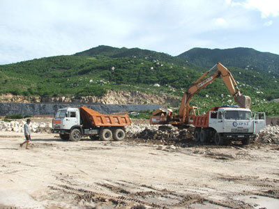 Tiến độ đầu tư, phát triển còn chậm