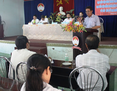 Quan tâm hơn đến cán bộ ở cơ sở, vấn đề môi trường và nông thôn