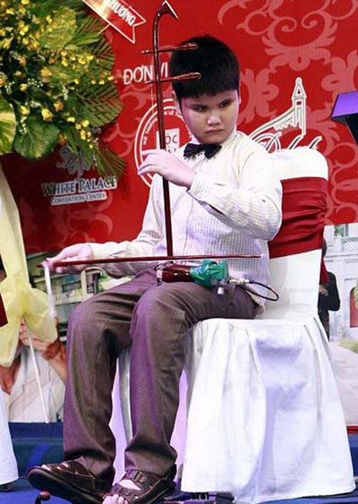 Đường đến kỷ lục châu Á của cậu bé khiếm thị