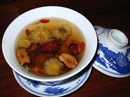 Trà bát bảo - Bổ, mát, tiêu độc