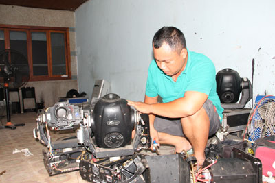 Vừa thiếu, vừa xuống cấp