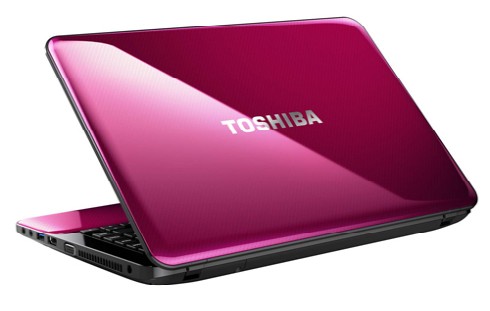 Bộ ba laptop Toshiba Satellite 800 ra mắt ở VN