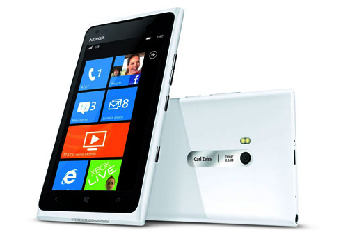 Lumia 900 là sản phẩm cao cấp nhất của Nokia hiện nay. 