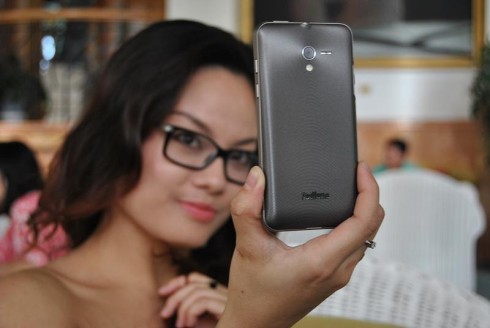 Điện thoại "độc" Asus Padfone xuất hiện ở Việt Nam