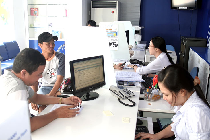 Gia hạn nhiều chương trình khuyến mại