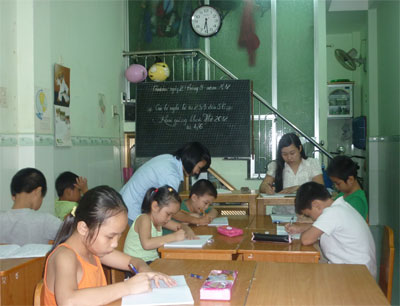 Rèn nét chữ, luyện tính người