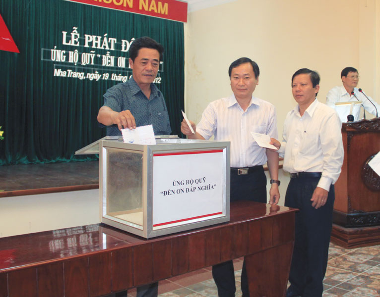 Góp hơn 75 triệu đồng vào Quỹ Đền ơn đáp nghĩa