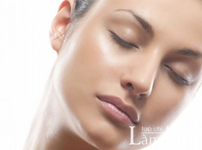 Hạn chế da nhờn mùa Hè