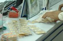 Ngân hàng Nhà nước yêu cầu chấm dứt huy động, cho vay vốn bằng vàng