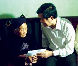 Dự kiến tặng quà hơn 367 tỷ đồng cho người có công