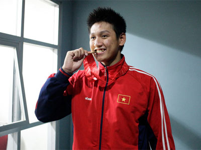 Lần đầu tiên bơi lội Việt Nam có 2 vé dự Olympic