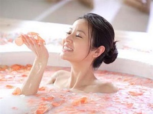 Tắm thuốc - phương pháp trị bệnh độc đáo trong Đông y