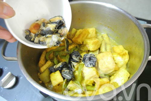 Món ăn: Ốc nấu chuối đậu ngon miễn chê