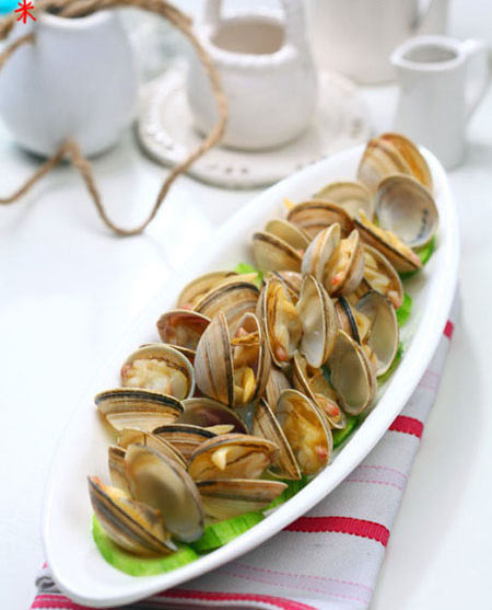 Món ăn: Cơm chiều khác lạ với món mướp xào ngao