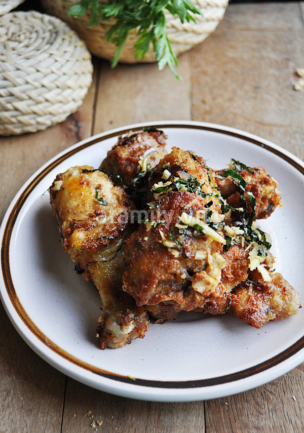 Món ăn: Đậm đà thơm ngon món gà rang lá lốt