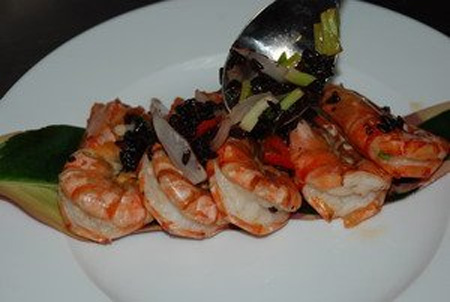 Món ăn: Tôm rim cơm rượu kích thích vị giác