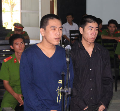 Vừa ra tù lại đi trộm