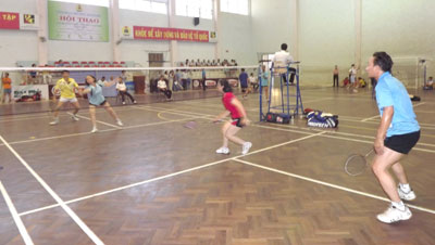 296 vận động viên tranh tài