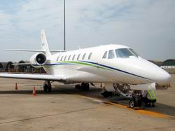 Giấy tờ đi máy bay với trẻ em dưới 14 tuổi