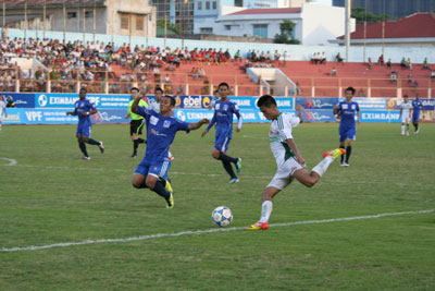 Con đường trụ hạng thêm xa