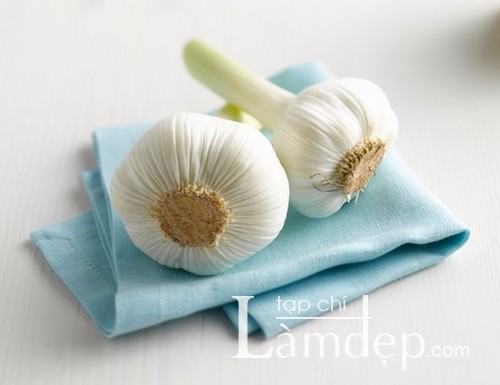 Móng tay khỏe đẹp nhờ tỏi