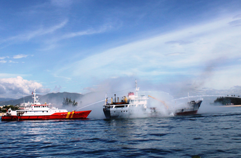 Trang bị tàu lớn để cứu nạn trên biển