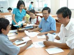 Thi nâng ngạch viên chức có cạnh tranh?