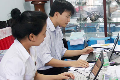 Thời gian qua, Viễn thông Khánh Hòa (VTKH) đã triển khai áp dụng nhiều chính sách mới cho dịch vụ Mobile Internet (truy cập Internet trên điện thoại) và ezCom (truy cập Internet trên máy vi tính) mạng Vinaphone như: tăng lưu lượng miễn phí trong các gói Mobile Internet; 