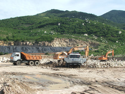 Bất động sau gần 3 năm khởi công