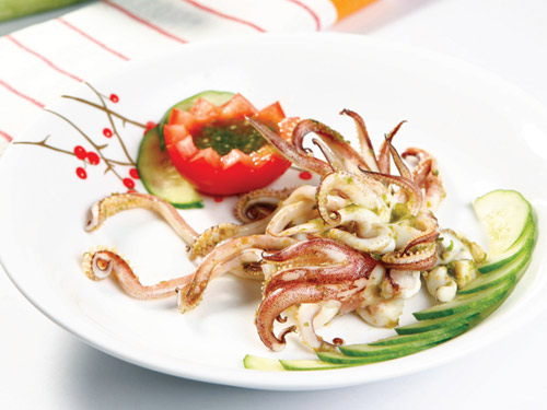 Món ăn: Đầu mực chiên xốt ớt xanh