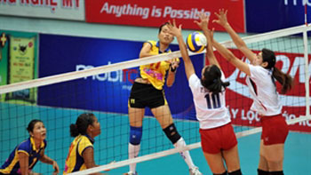 Khai mạc Giải bóng chuyền PV Đạm Phú Mỹ