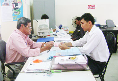 Tạo thuận lợi cho người dân đến liên hệ công tác