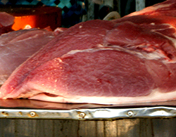 Mách bạn: Bí quyết chọn mua thịt tươi