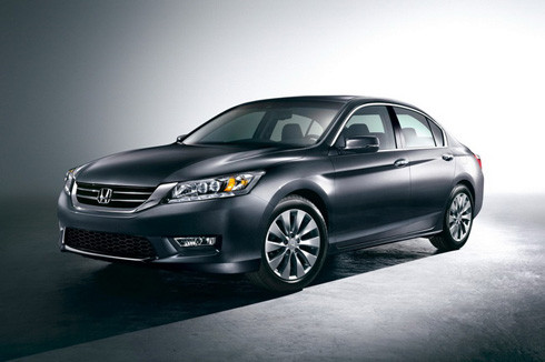 Honda Accord 2013 phiên bản sedan.