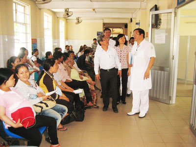 Niêm yết công khai giá dịch vụ y tế mới cho bệnh nhân biết