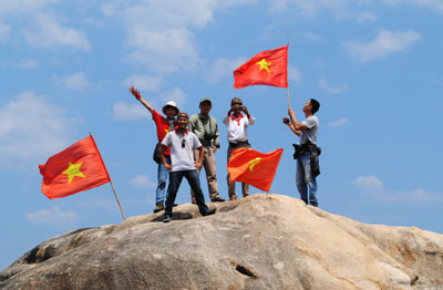 Chinh phục cực Đông trên đất liền của Tổ quốc