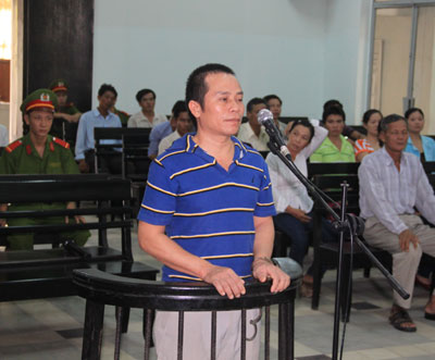 18 năm tù cho kẻ đâm chết vợ vì nghi ngoại tình