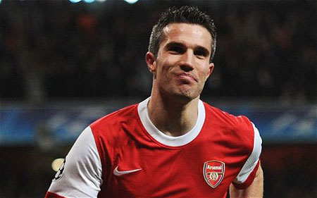 Van Persie chính thức "nhập hội" Man Untd