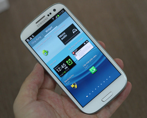  Galaxy S III với màn hình rộng 4,8 inch.