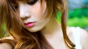 Mách bạn: Mẹo làm hồng đôi môi