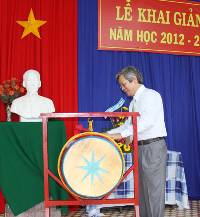 Hoạt động khai giảng năm học mới