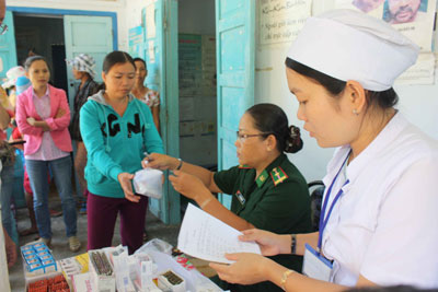 Tấm lòng chiến sĩ quân y