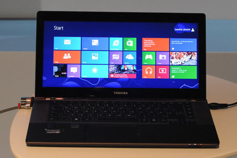 Toshiba Satellite U845W. 