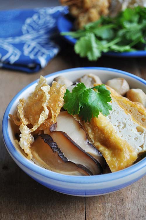 Món ăn: Mì hoành thánh chay ngon ngày Vu Lan