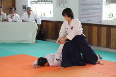 Tổ chức thi nâng đẳng cấp quốc gia cho 24 võ sinh