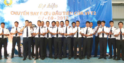 Cấp giấy phép bay cho 20 phi công thực hành trong nước