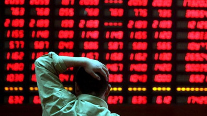 Chứng khoán lại lao dốc