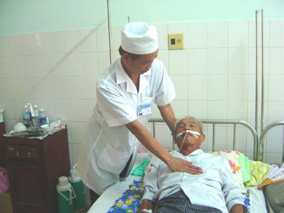 Điều trị thành công một ca uốn ván nặng