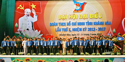  Ban Chấp hành Tỉnh đoàn khóa X ra mắt Đại hội.